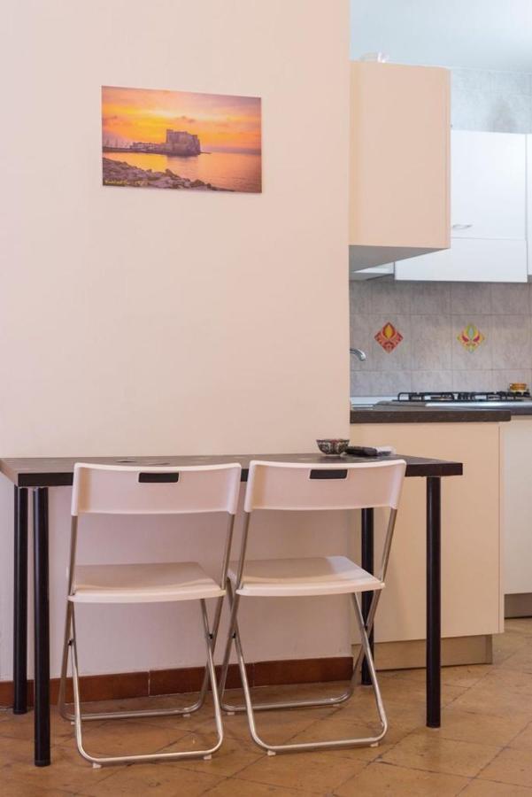 Napoli Centro Apartment A Balcony In The Heart Of Наполи Екстериор снимка